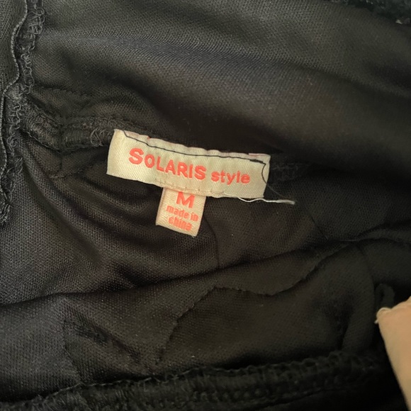 SOLARIS STYLE CROCHET EMBROIDERED ROMPER Size M - Picture 10 of 11